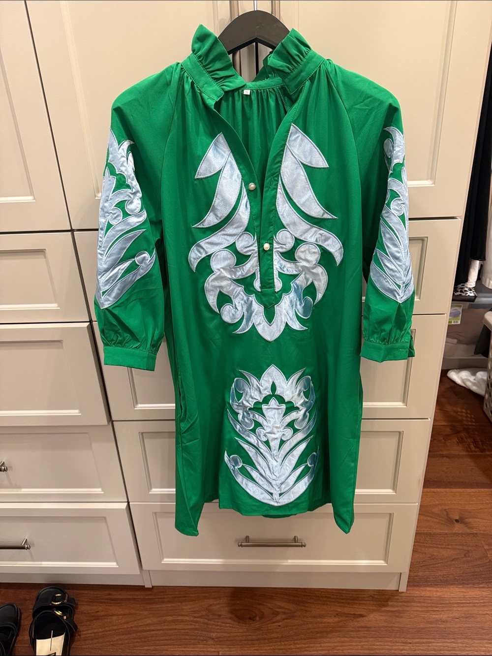 Women’s Green Embroidered Mini Dress - Elegant Statement Tunic